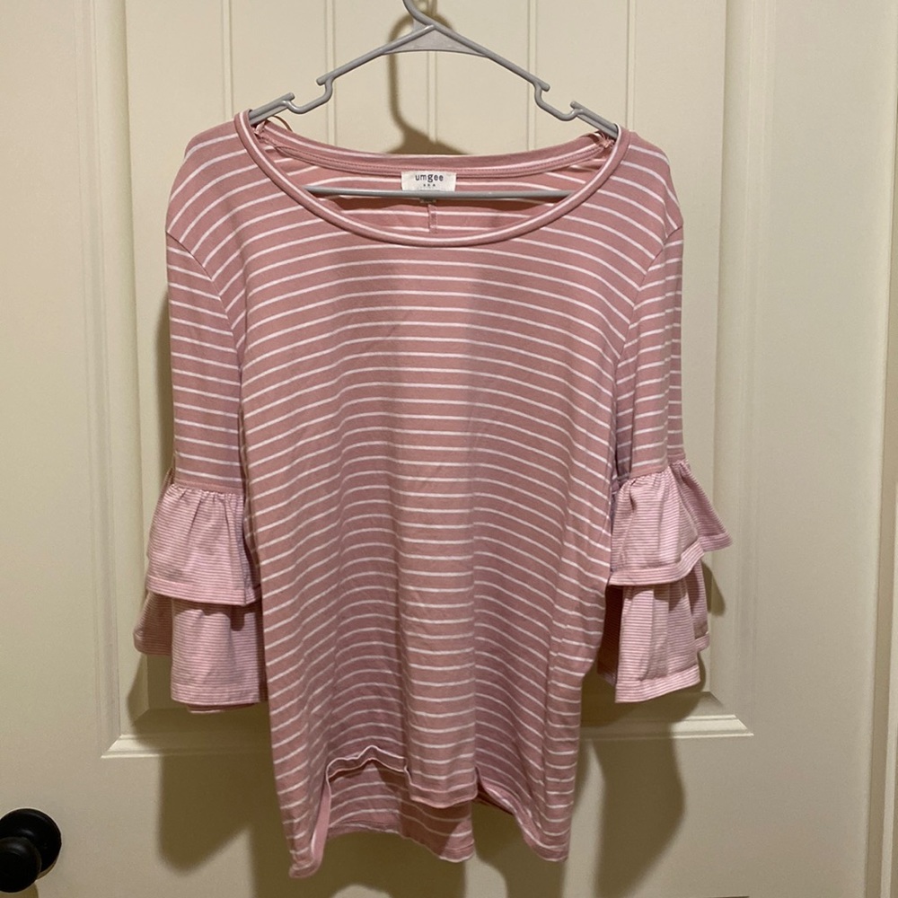 NWOT women’s size small umgee mauve/rose striped top